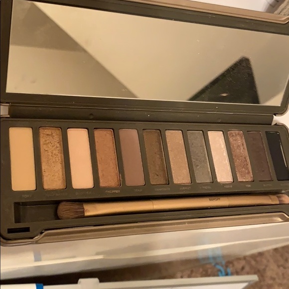 naked 2 urban decay palette - Picture 2 of 3